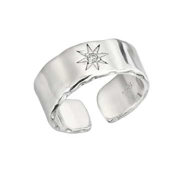 Warped star Ring